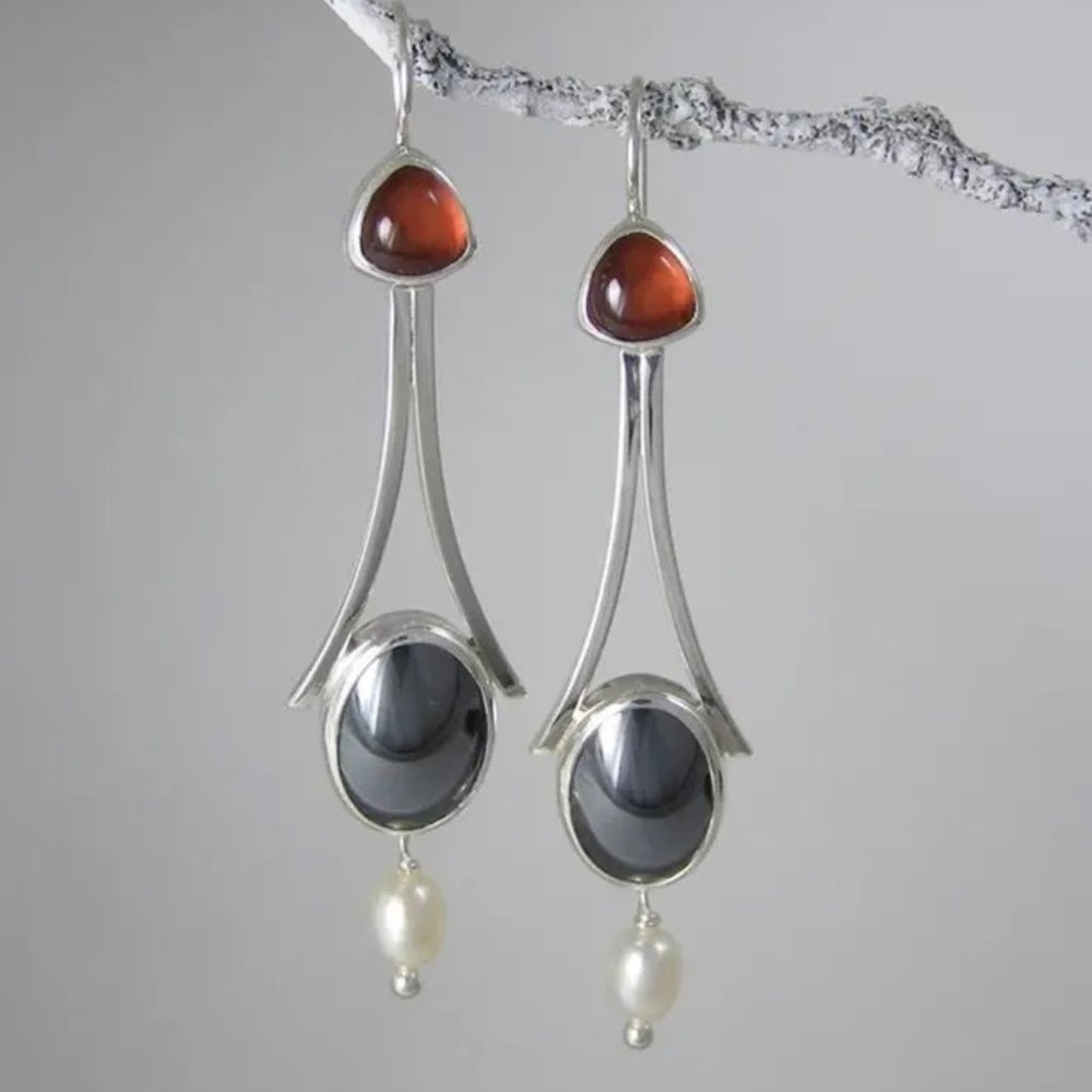 Vintage Metal Craftsman Inlaid Black Stone Pearl Earrings NEW